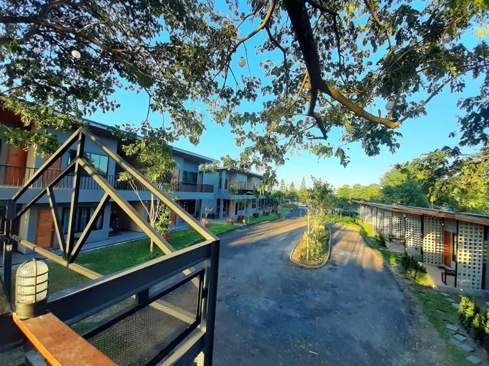 Baankampu Resort Pakchong Exterior photo